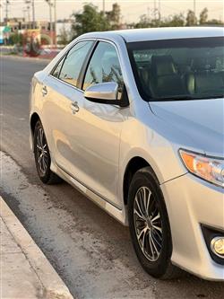 تۆیۆتا کامری